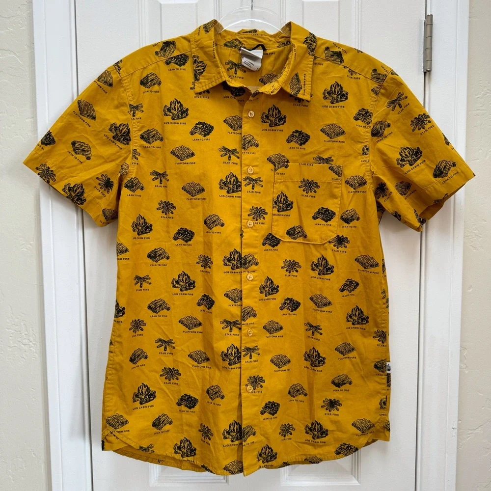 The North Face Short Sleeve Baytrail Shirt in Arrowwood Yellow Campfire Hipster